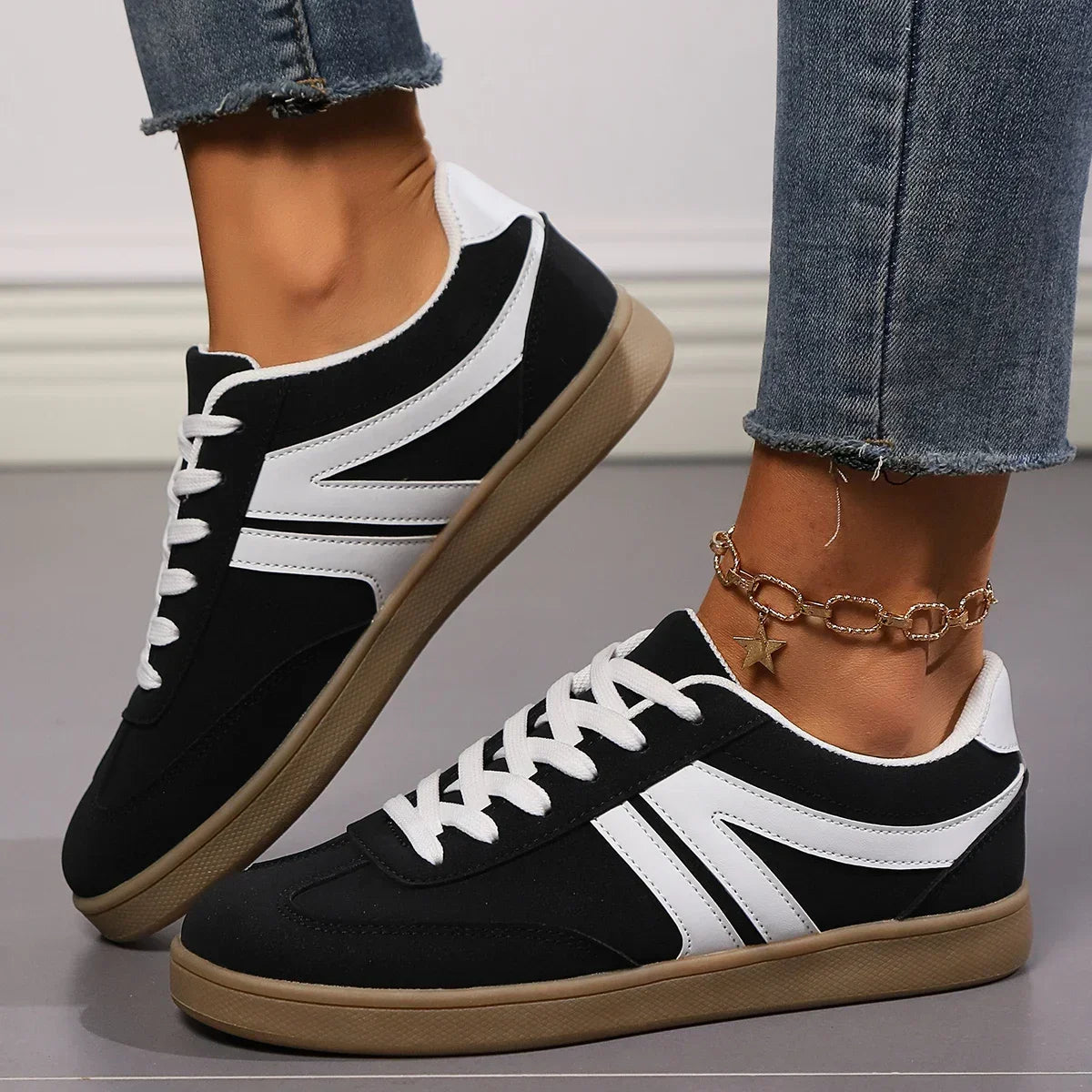 Raima Sneakers