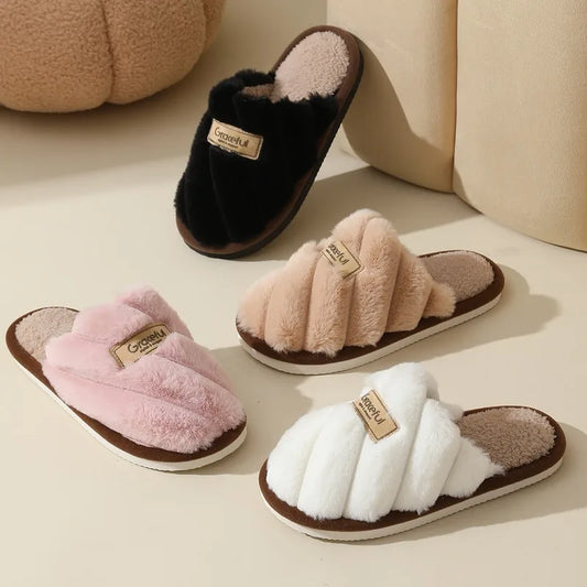 Women's Plush Slippers Soft Cushioned Indoor Slides - Fashinoza