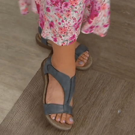 Supportive Everyday Strap Sandals