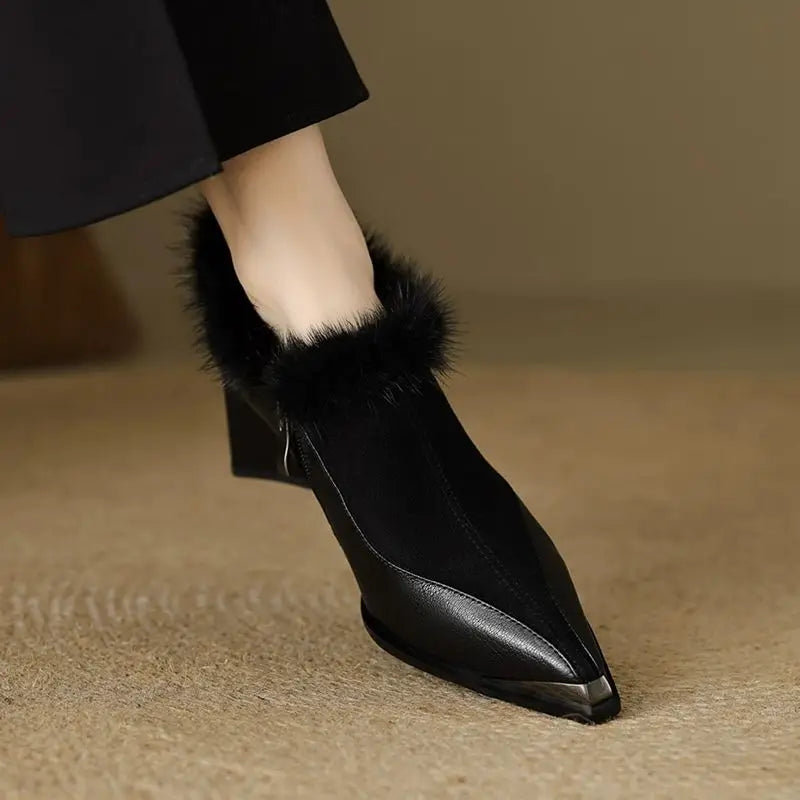 Women's Furry Boot - 
Fashinoza