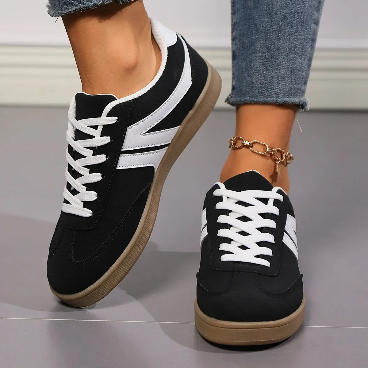 Raima Sneakers