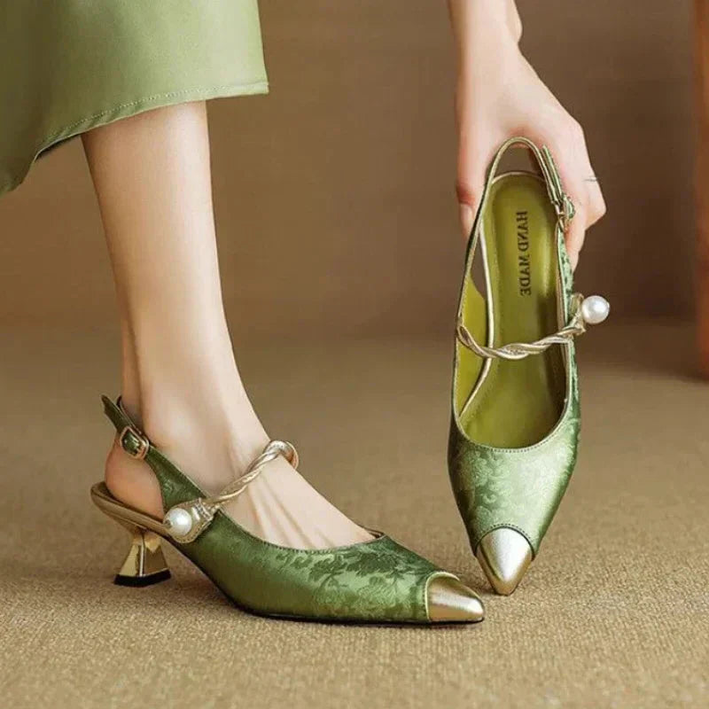 Women's Pearl Kitten Heel Pumps Pointed Toe Slingback - Fashinoza