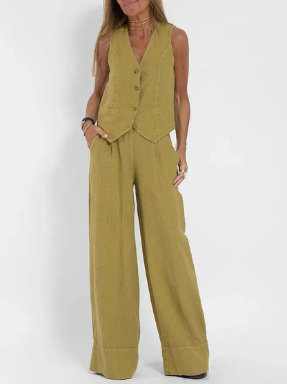 Sleeveless White Suit for Women – Effortless Style & Comfort 5