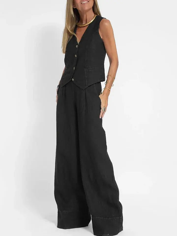 Sleeveless White Suit for Women – Effortless Style & Comfort 6