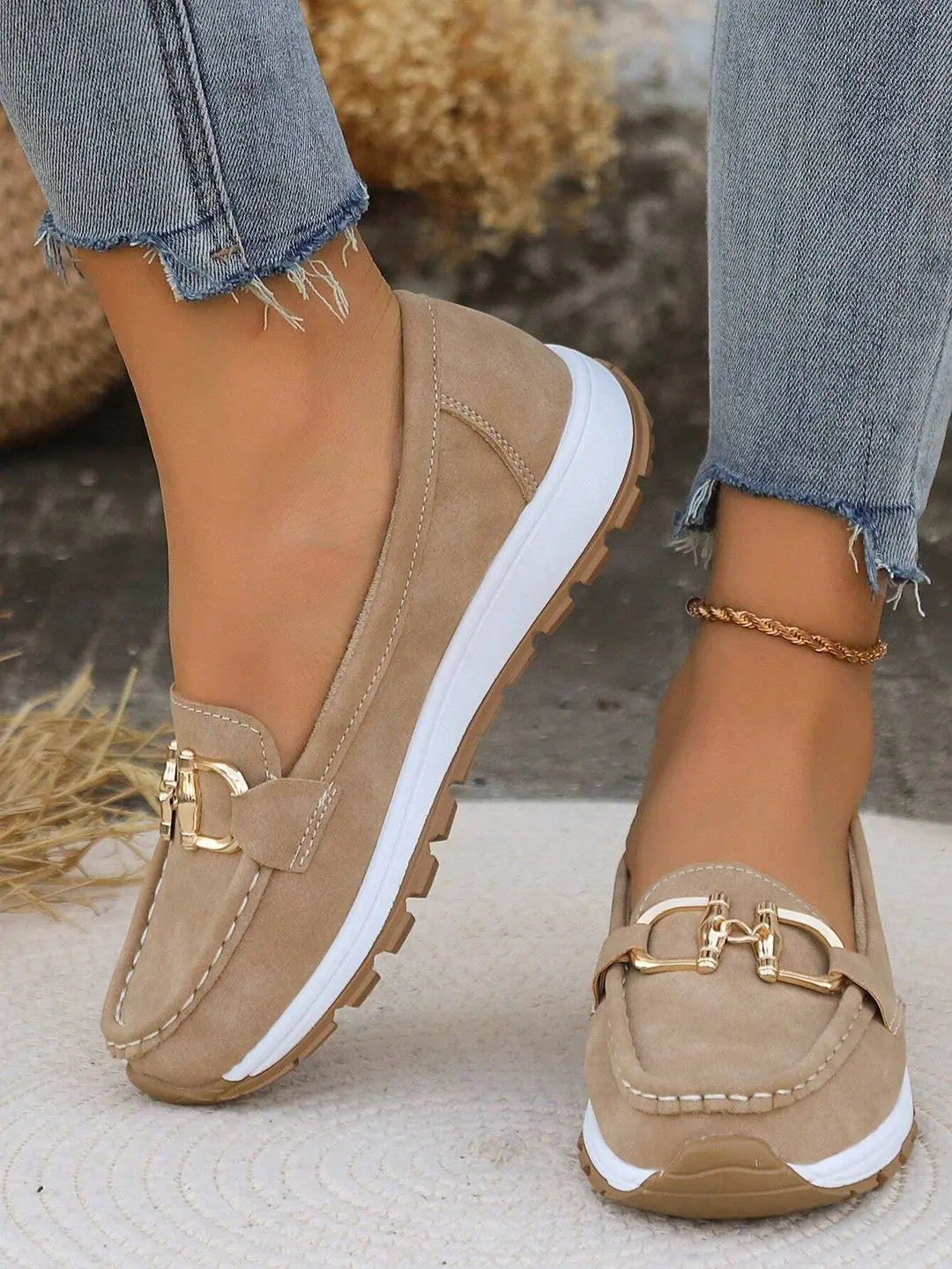 Stylish Black Loafers for Women – Elegant & Comfortable Fit