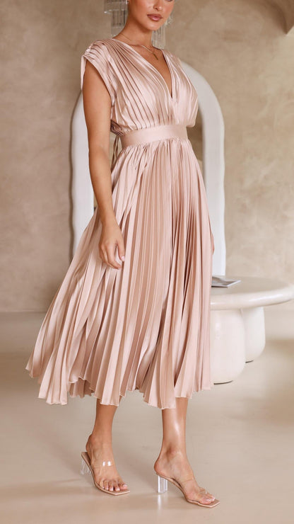 Women's Pleated Maxi Dress