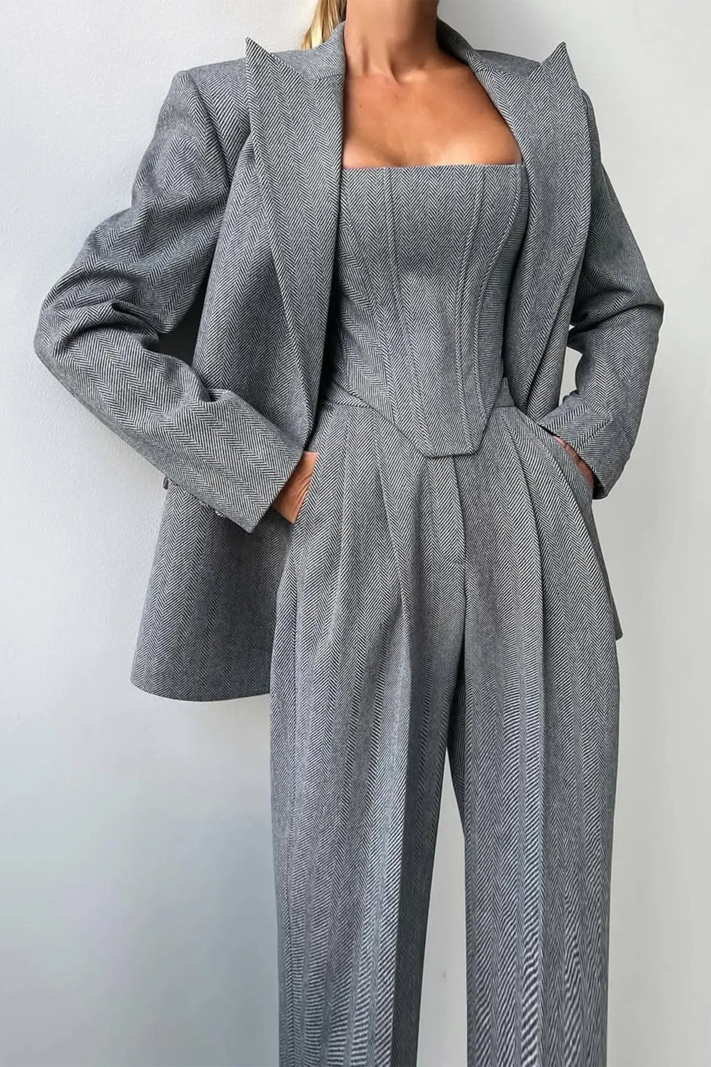 Women's Three-Piece Pant Suit Set - 
Fashinoza