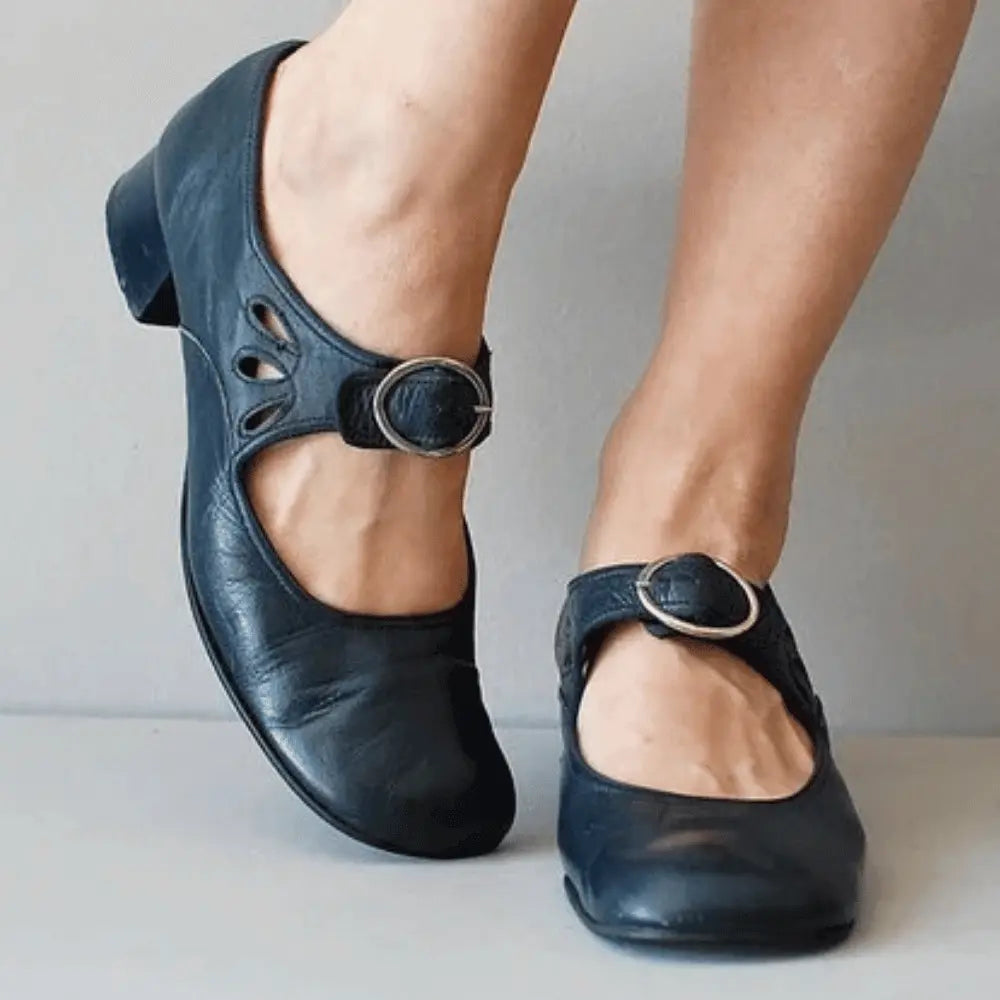 Vintage-Inspired Mary Jane Flats for Women – Elegant & Comfortable Footwear