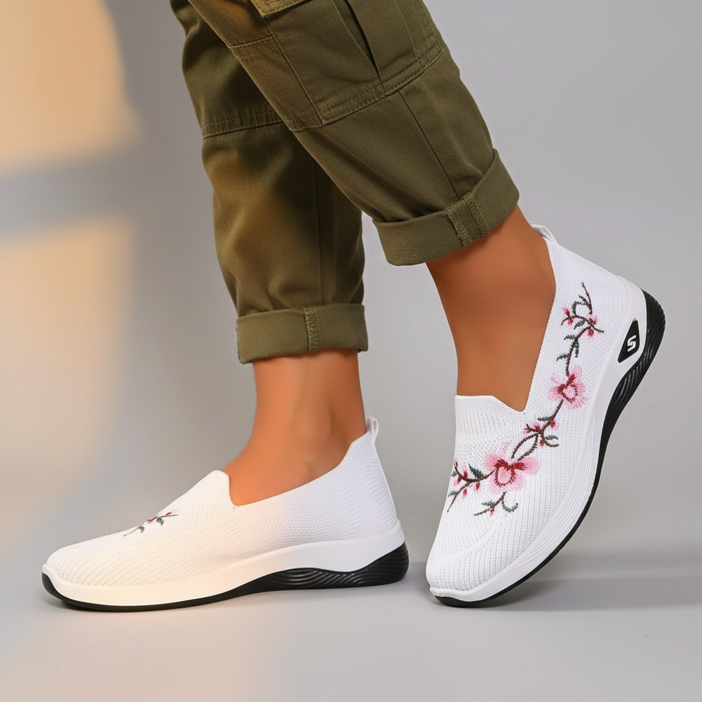 Women's Floral Slip-On Walking Shoes - 
Fashinoza