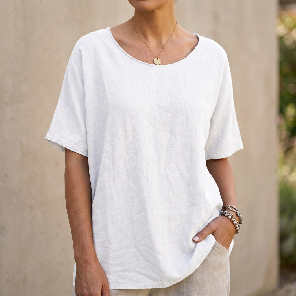 Women's Relaxed Fit Scoop Neck T-Shirt Curved Hem