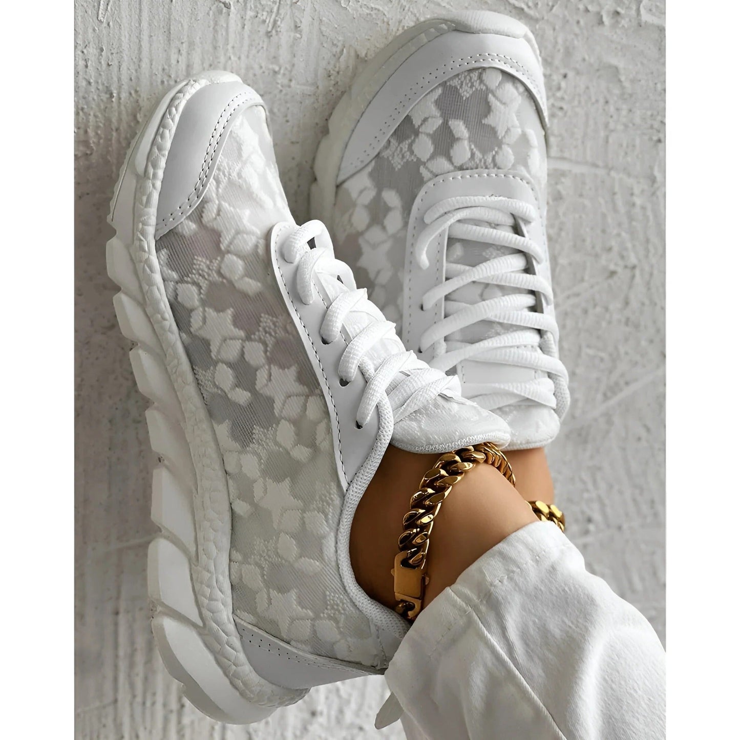 Women's Lace Up Sneakers Chunky Sole Lace Overlay Black
