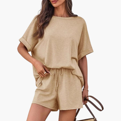 Women's Two-Piece Set Batwing Drawstring Shorts