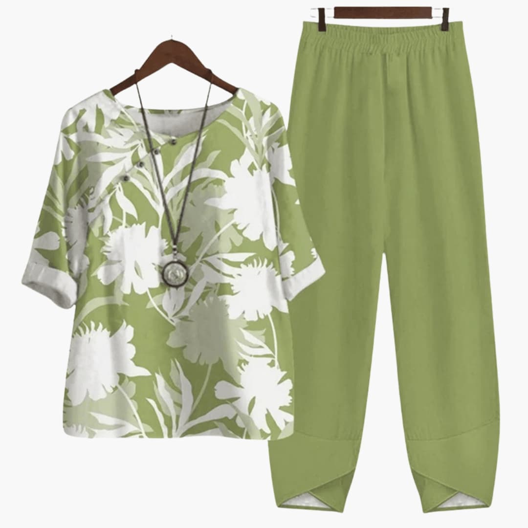 Women's Floral Two Piece Short Sleeve Straight Leg Pants - Fashinoza