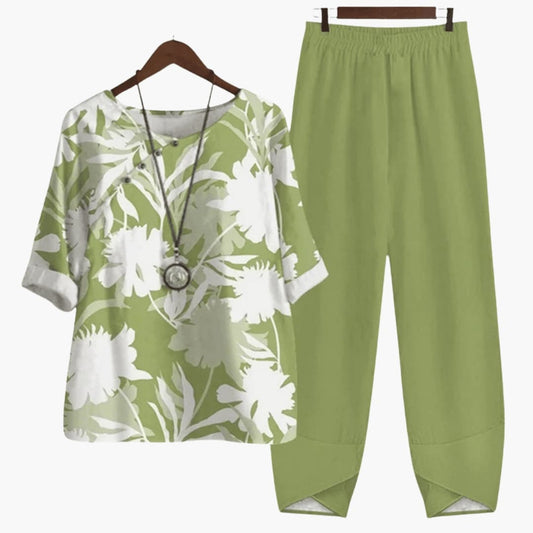 Women's Floral Two Piece Short Sleeve Straight Leg Pants - Fashinoza