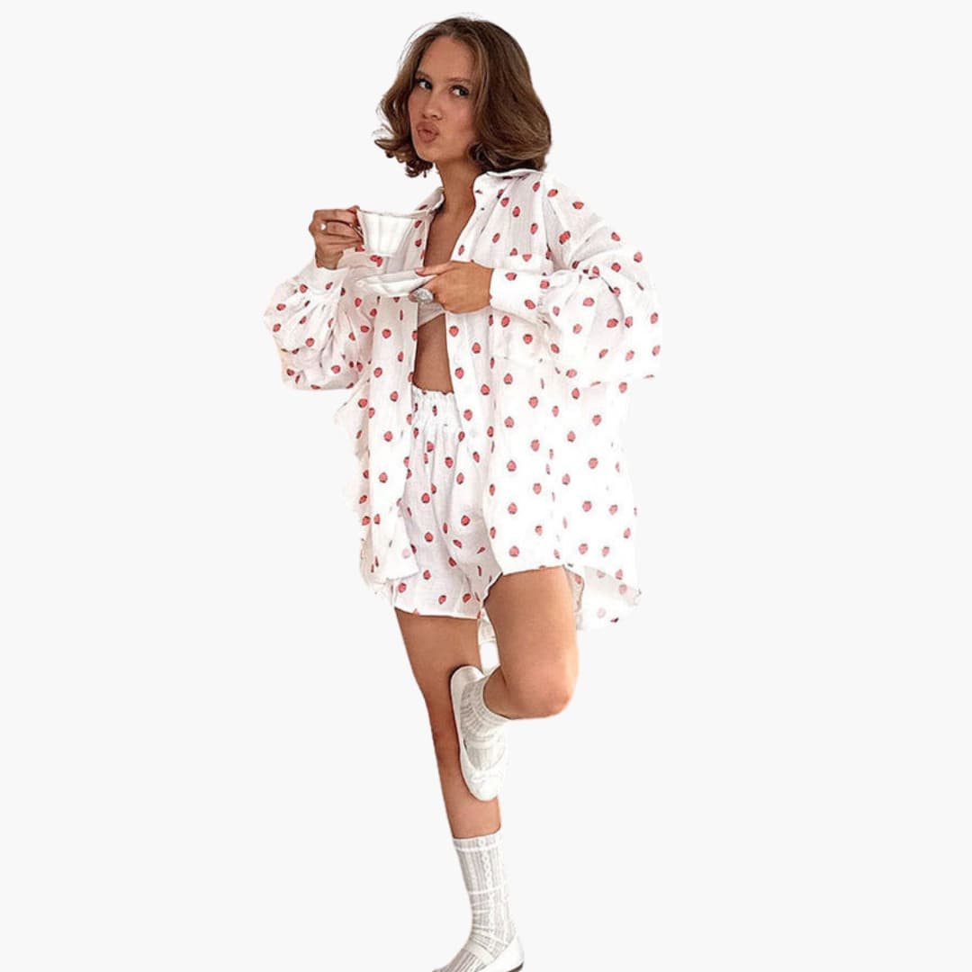 Women's Heart Print Two Piece And Shorts Set - Fashinoza