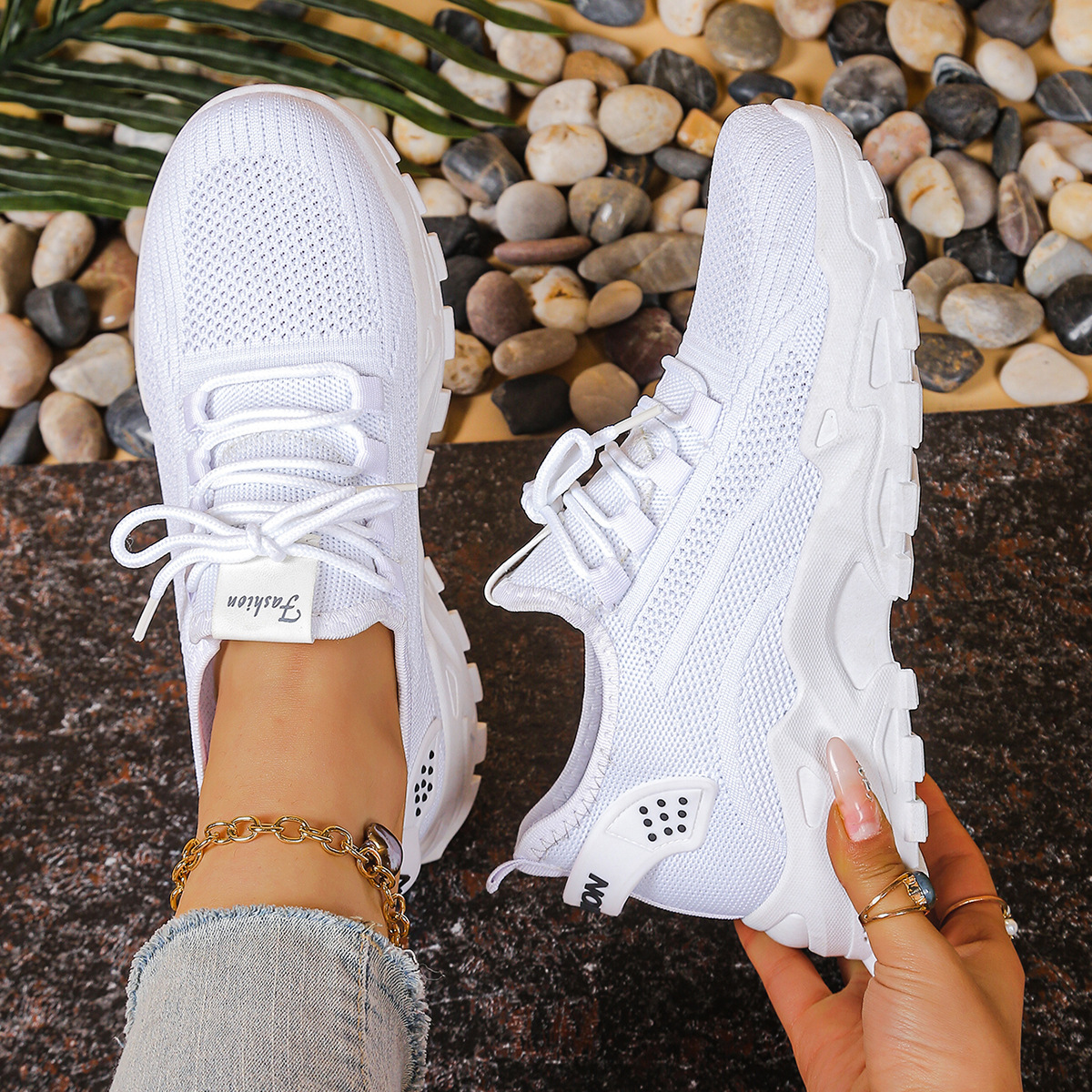 Women's Mesh Walking Sneakers Chunky Sole Lace-Up