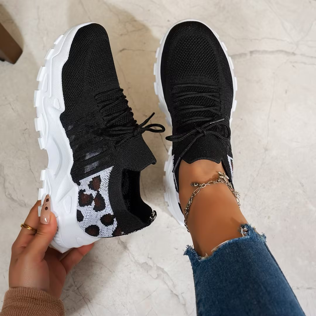 Women's Mesh Walking Sneakers Chunky Sole Lace-Up