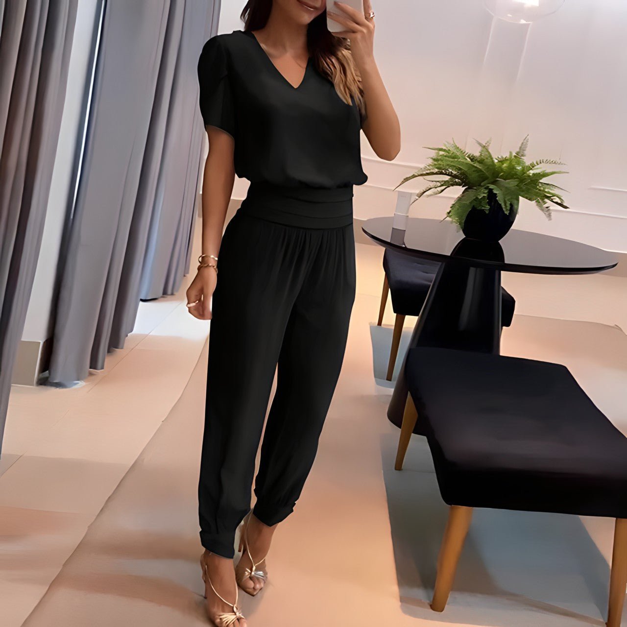 Women's 2-Piece V-Neck Patterned Set