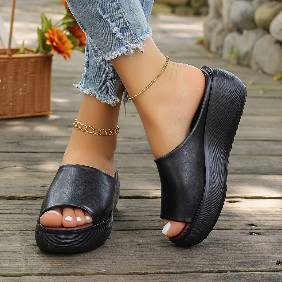 Valentina Women's Leather Sandals
