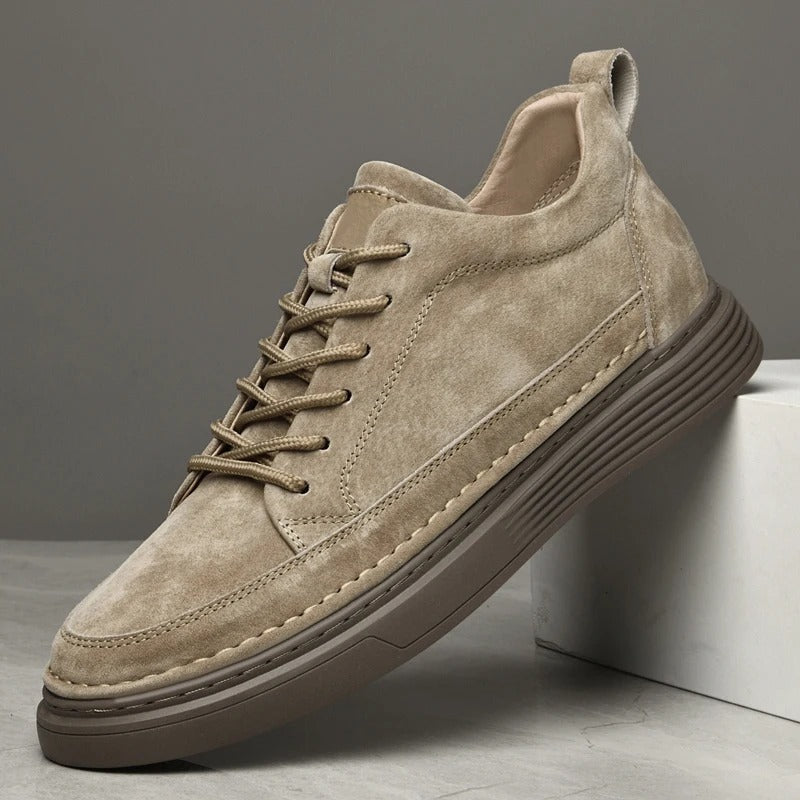 Men's Lace-Up Sneakers Contrast Sole Leather Comfortable