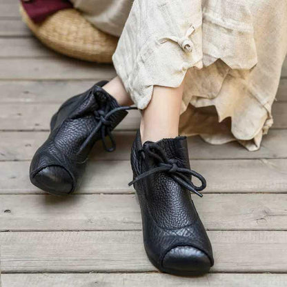 Women's Low Cut Lace Up Boots