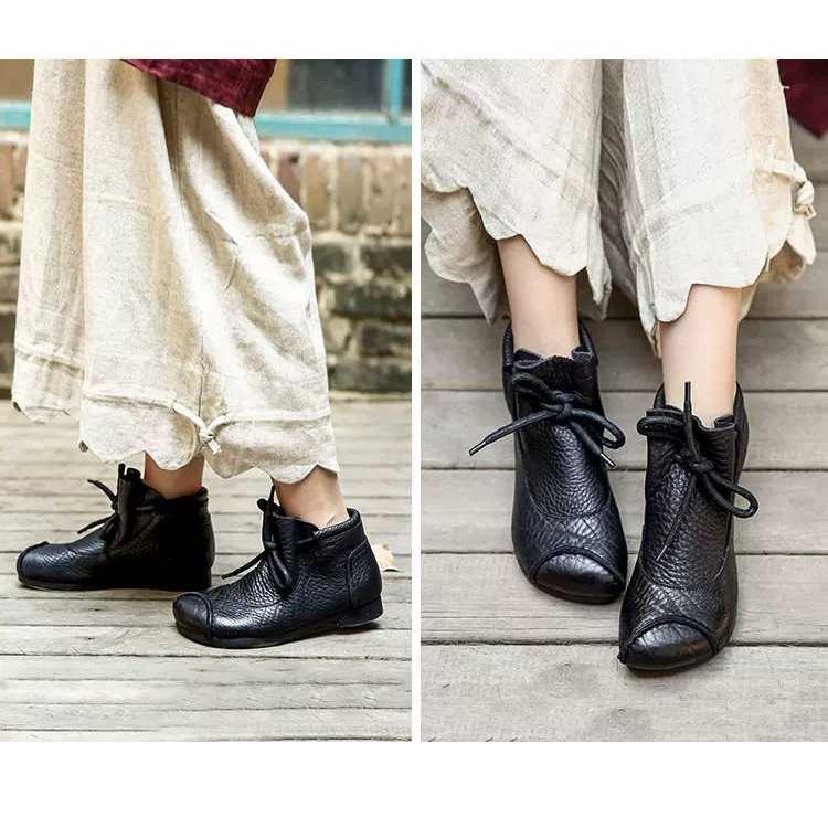 Women's Flat Lace-Up Ankle Boots