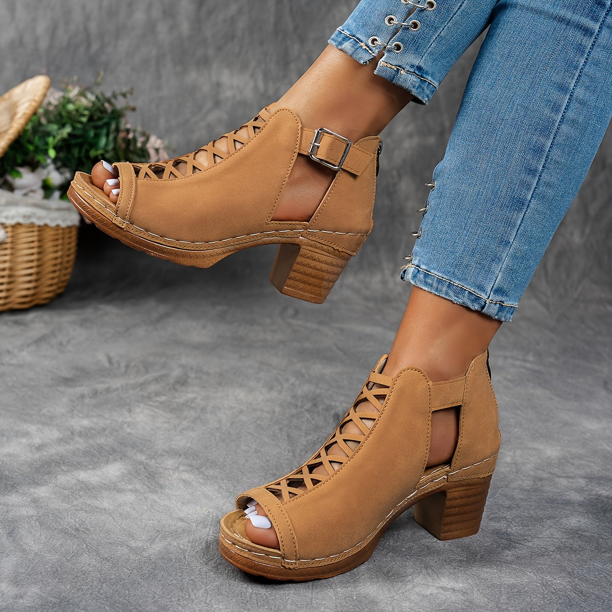 Women's Cushioned Adjustable Sandals