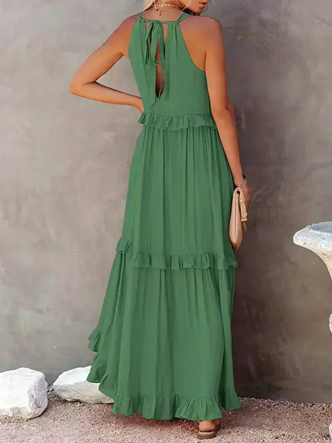 Elegant Women's Sleeveless Ruffle Dress