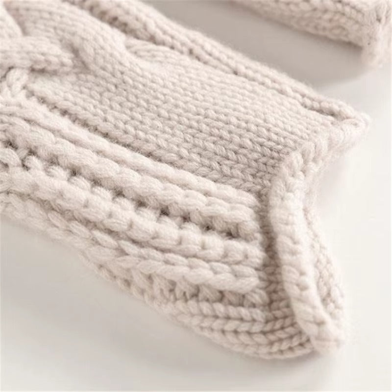 Women's Cable Knit Crew Neck Sweater