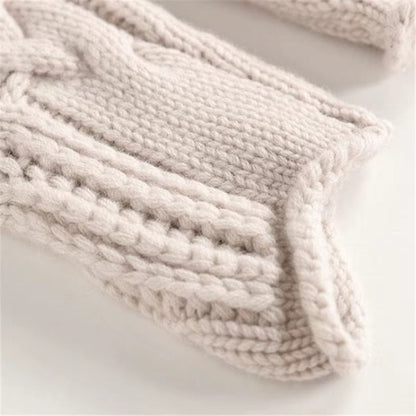 Women's Cable Knit Crew Neck Sweater