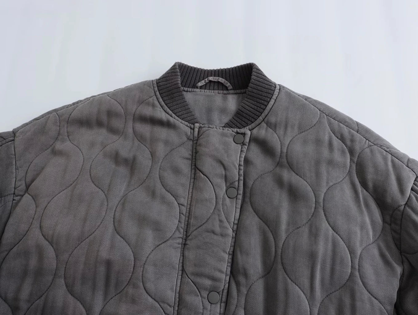 Women's Quilted Bomber Jacket Diamond Pattern Zip Front