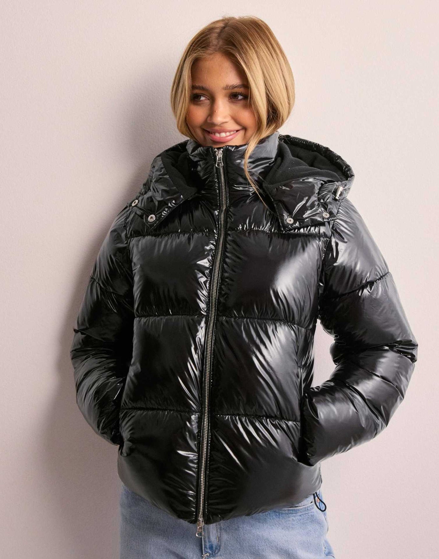 Women's Puffer Jacket Hooded Zip Closure Ribbed Cuffs - 
Fashinoza
