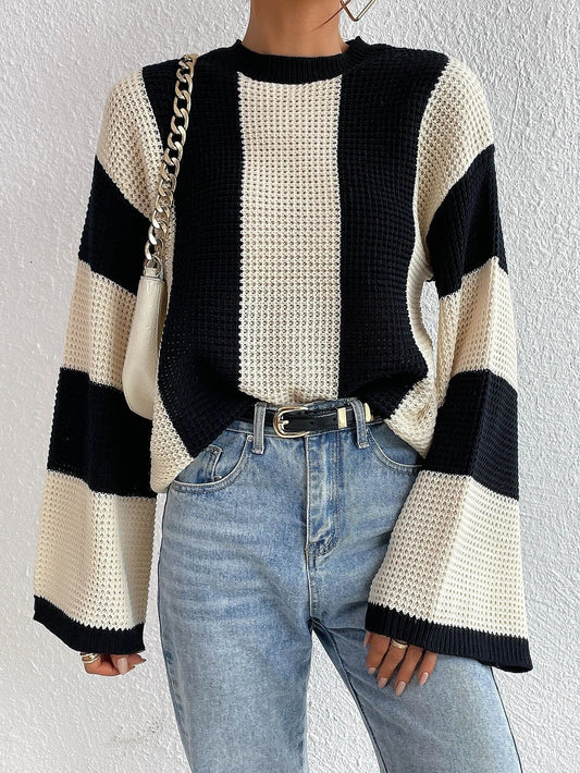 Women's Round Neck Striped Sweater - 
Fashinoza