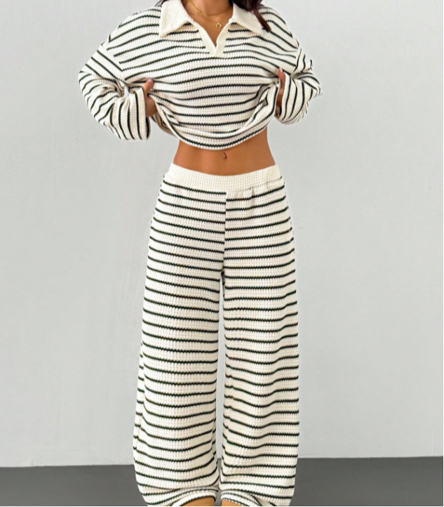 Women's Striped And Pants Set - 
Fashinoza