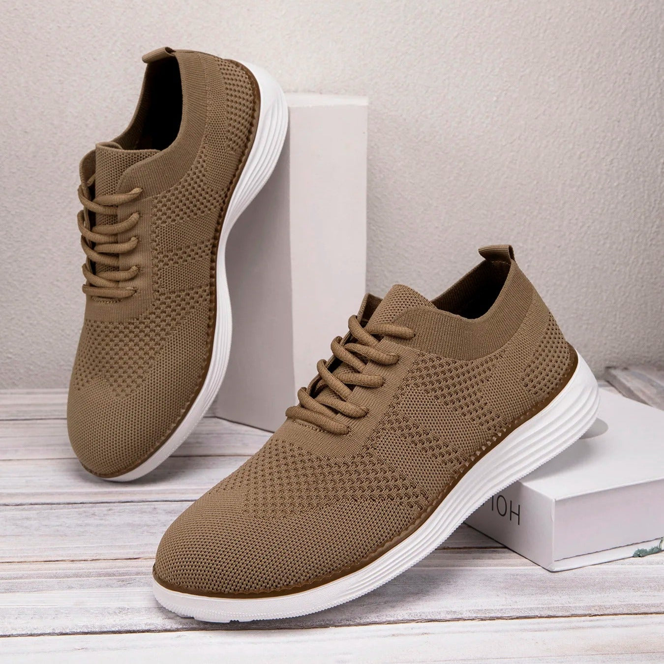 Blake Sneakers
