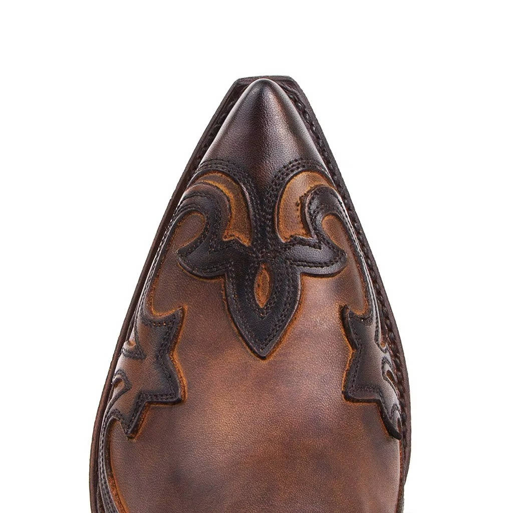 Western Cowboy Ankle Boots Embroidered Pointed Toe Leather Unisex Boots