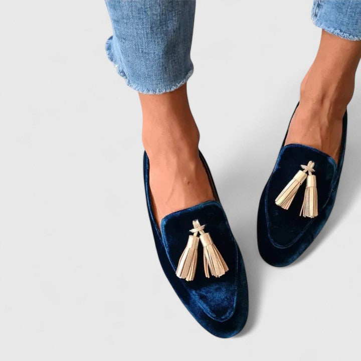 Women's Slip-On Loafers Tassel Detail - Fashinoza