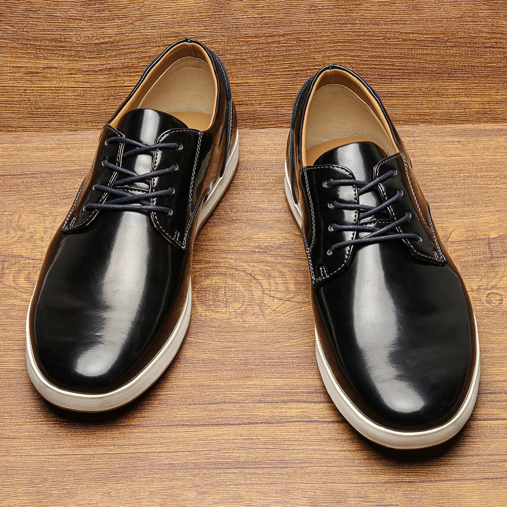 Daxon Leather Sneakers
