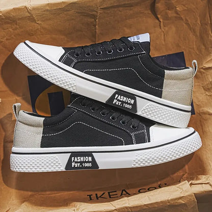 Men's Low- Sneakers Rubber Toe Lace-Up Black