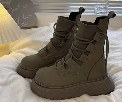 Elegant Women's Winter Boots