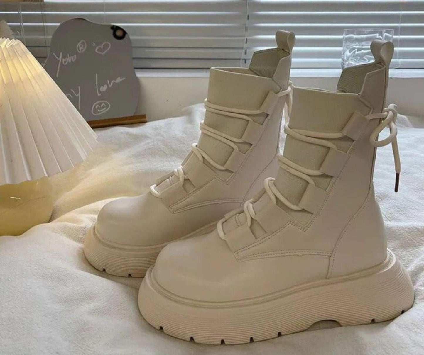 Elegant Women's Winter Boots