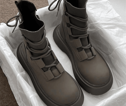 Elegant Women's Winter Boots