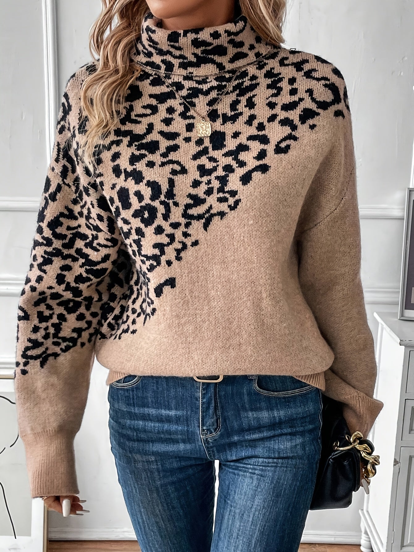 Savréline | Patterned Turtleneck Sweater
