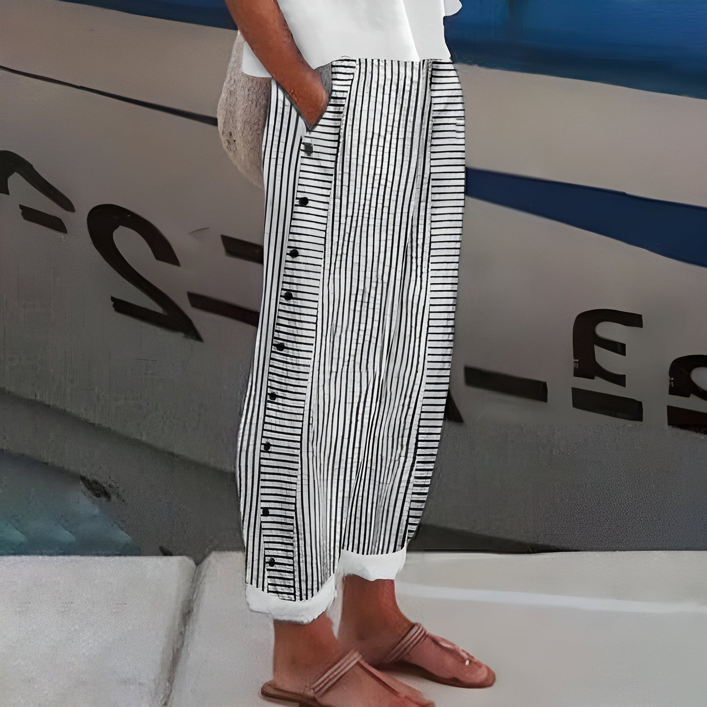 Women's Comfort Pants With Side Pockets