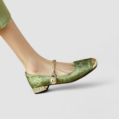 Women's Mary Jane Closed Toe Shoes Strap Design
