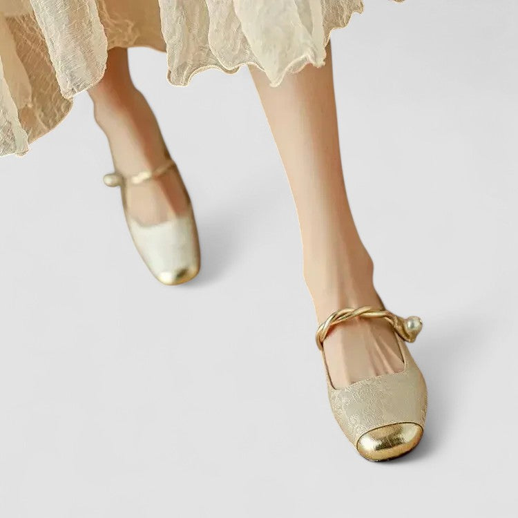 Women's Mary Jane Closed Toe Shoes Strap Design
