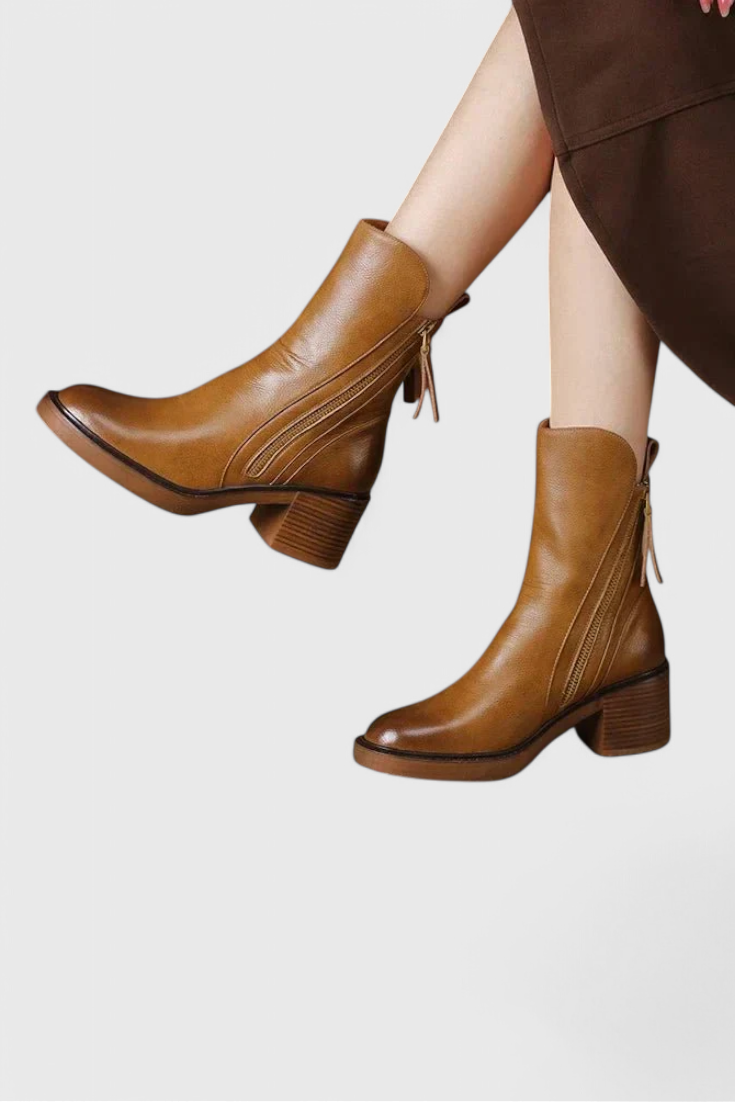 Women's Ankle Boots Sleek Black Leather