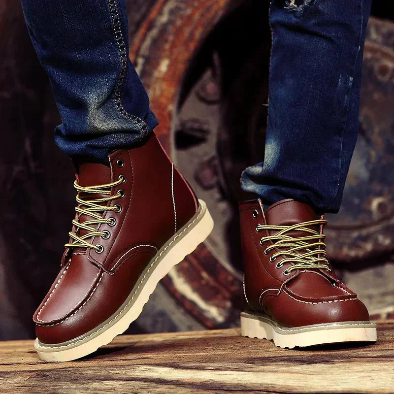 Martin | Men Classic Leather Lace-Up Boots