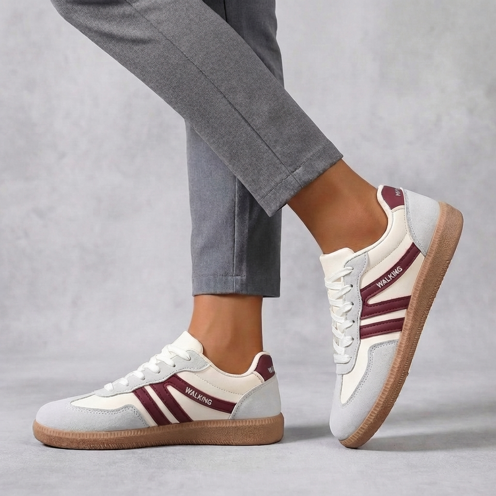 Low- Lace-Up Sneakers Signature Striped Detail