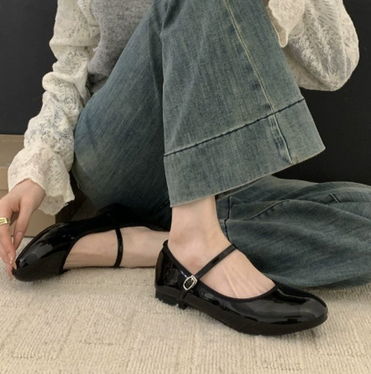 Vivienne Women's Patent Leather Mary Jane Shoes Low Block Heel - Fashinoza